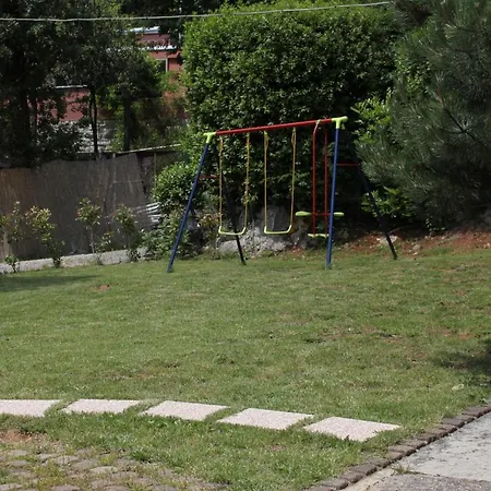 With A Parking Space - 7919 *